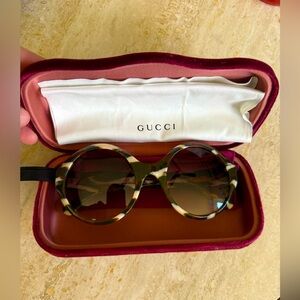 Gucci Women's Tortoise Shell Sunglasses GG0797S